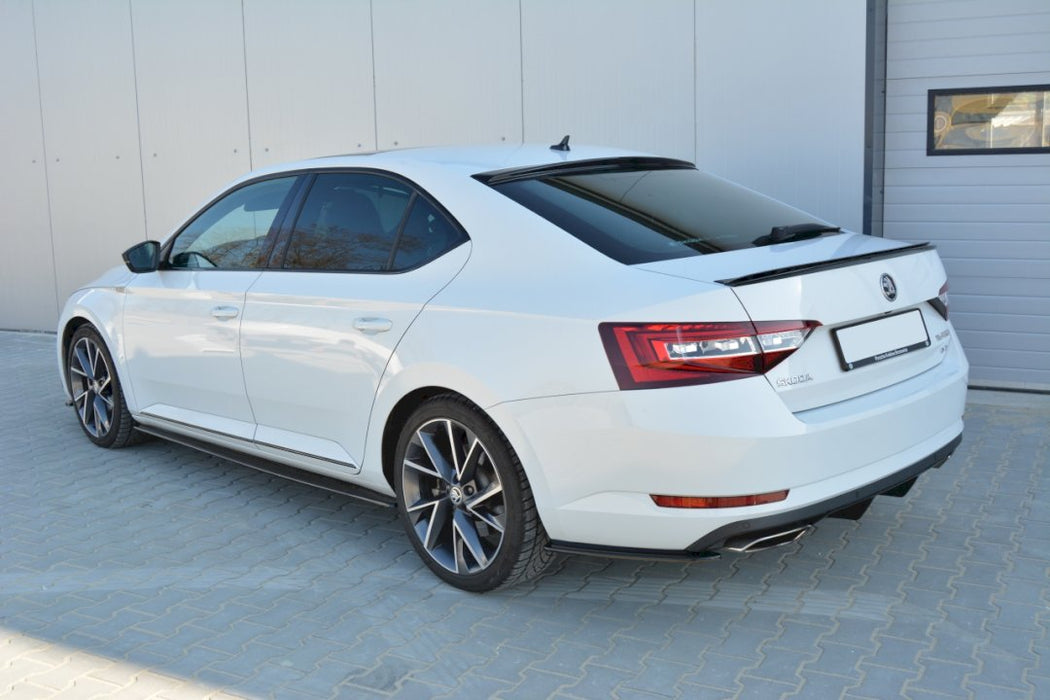 EXTENSION OF REAR WINDOW SKODA SUPERB MK3 LIFTBACK (2015-19)