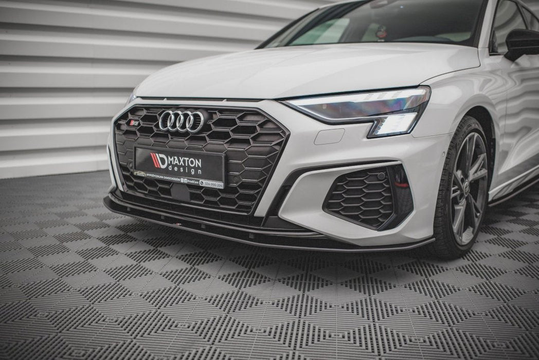 STREET PRO FRONT SPLITTER AUDI S3 / A3 S-LINE 8Y (2020-)