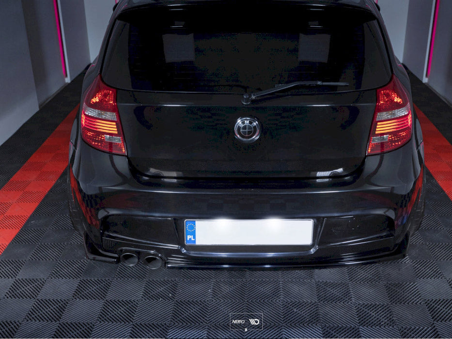 CENTRAL REAR SPLITTER (WITHOUT VERTICAL BARS) BMW 1 E81/ E87 M-SPORT FACELIFT (2007-2011)