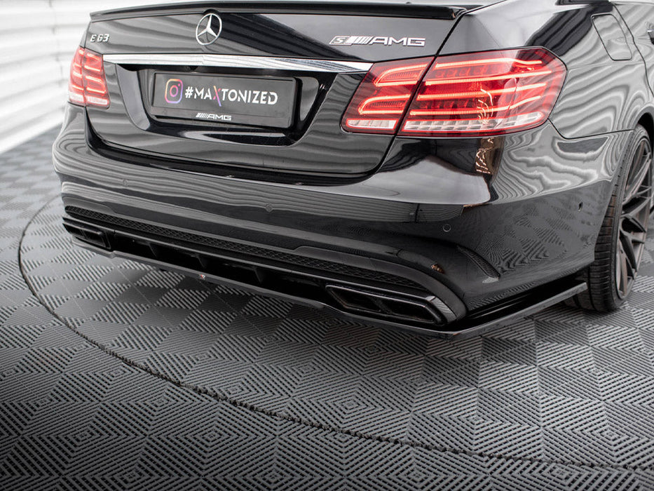 CENTRAL REAR SPLITTER (W/ VERTICAL BARS) MERCEDES-BENZ E63 AMG SEDAN W212 FACELIFT (2012-2014)