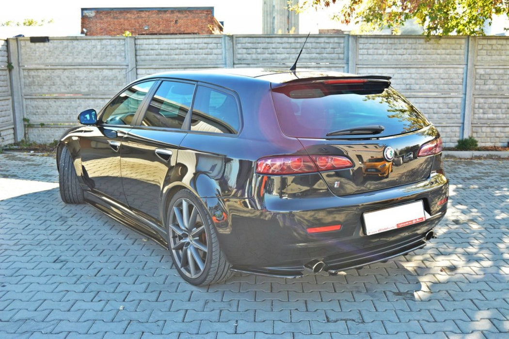 CENTRAL REAR SPLITTER ALFA ROMEO 159 (WITH VERTICAL BARS)