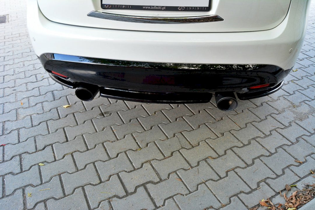 CENTRAL REAR SPLITTER INFINITI QX70