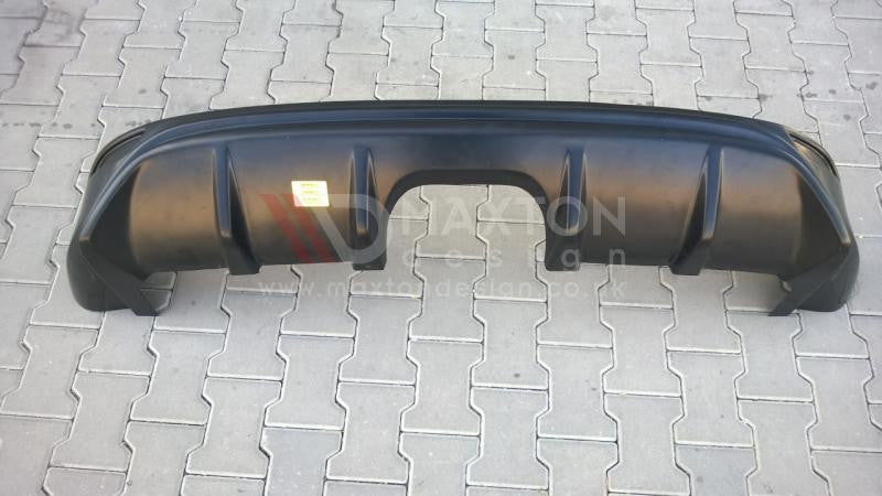 REAR VALANCE RS2015 LOOK FORD FOCUS MK3 ST (PREFACE)